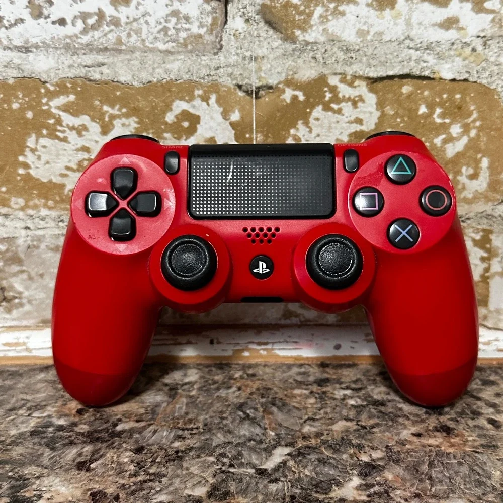 Sony DualShock 4 Wireless Controller PS4 Red Good Condition CUH-ZCT2U